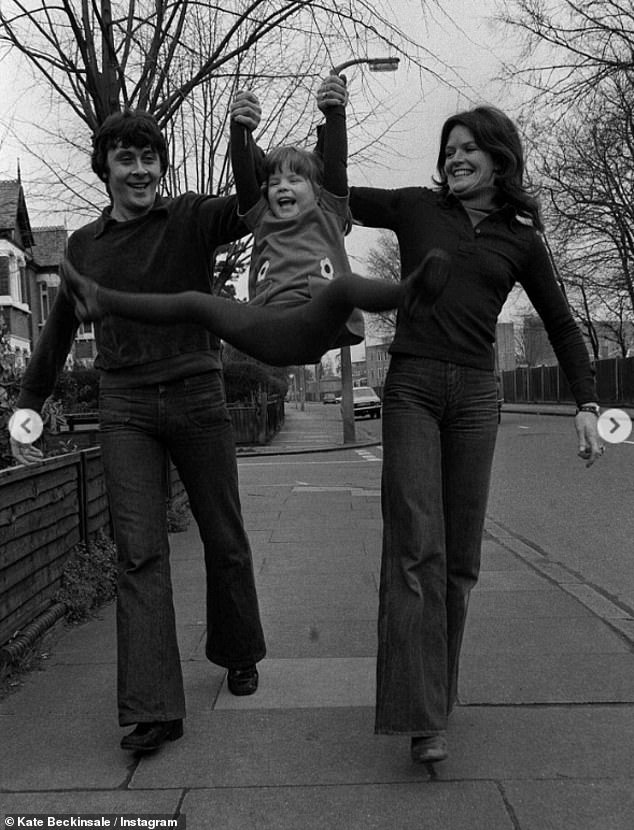 Tragično ovo nije prvi put da je Judy bila udovica nakon šok smrti svog prvog supruga glumca Richarda Beckinsalea (na slici) 1979. godine, kada je Kate imala tek petogodišnjaka