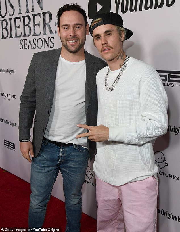 Nakon godina unatrag, insajderi su rekli TMZ-u da će Bieber napokon ući u svoje dugove jer ga uvjeti nagodbe u par pozivaju da uzvrati cijelih 26 milijuna dolara; Braun i Bieber viđeni 2020. godine
