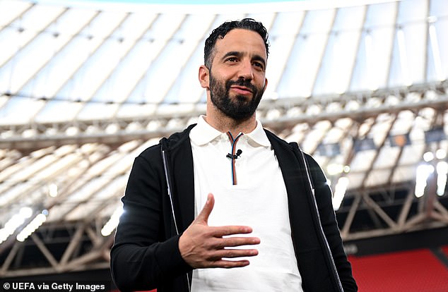 Na strani Ruben Amorima podnijeli su više ponuda prije nego što je njihova ponuda za Mbeumo prihvaćena