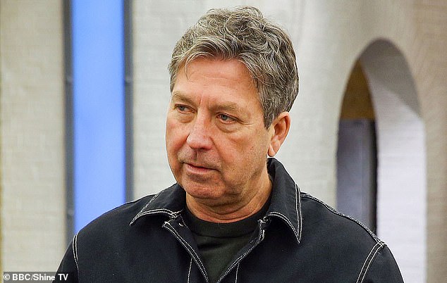 BBC šefovi se navodno suočavaju s pitanjima o razlici u liječenju John Torode i Jamie nakon što su obojica koristili 'ofenzivni jezik' (viđeno u kolovozu)