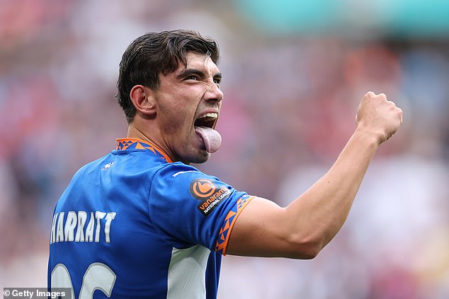 23-godišnjaci su postigli pobjednički gol na Wembleyju kako bi osigurali Oldhamovo mjesto u ligi 2