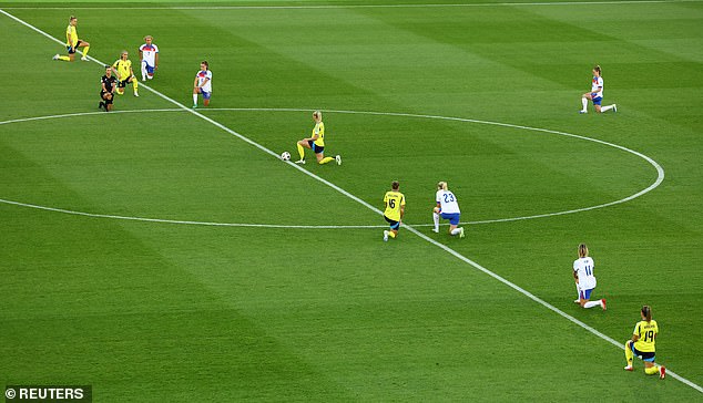 Lavovi su u nedjelju potvrdili da više neće uzeti koljeno prije utakmica