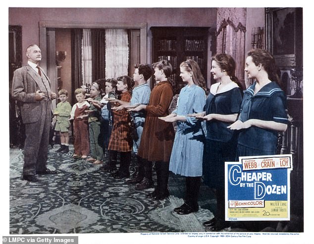 Njegove poznate zvijezde na zaslonu uključivale su poput Bing Crosbyja, Ronalda Reagana, Claudette Colbert, Burt Lancaster i Barbara Stanwyck