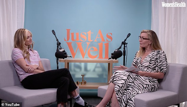 ¿Samo stalno bacam puno lopti i nikad se ne osjećam kao da radim bilo što posebno dobro, ¿Fearne je rekao za novi podcast Womans Health Magazine, jednako dobro