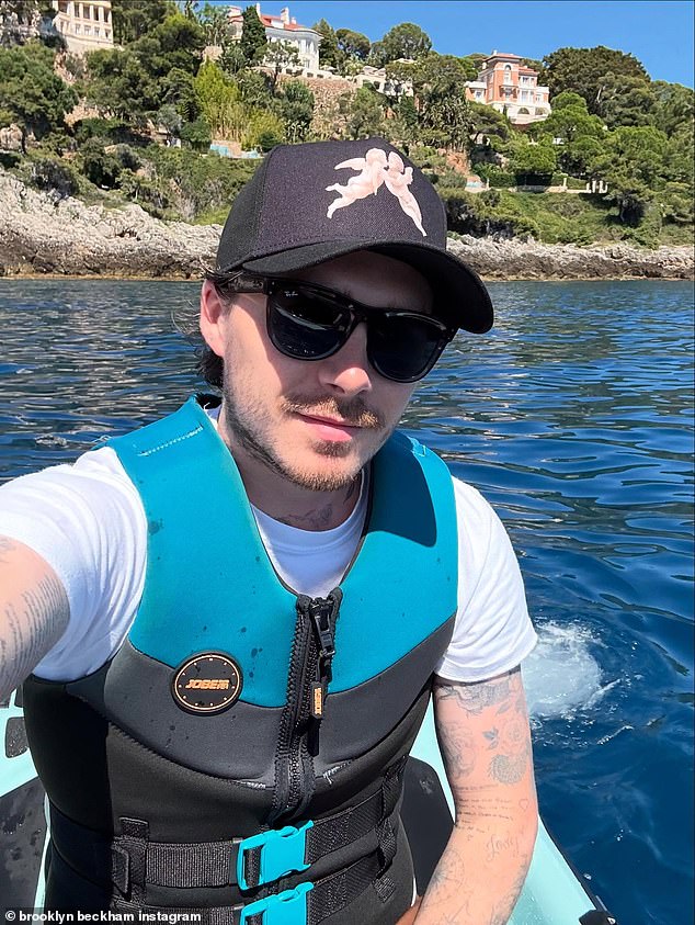 Brooklyn je izgledao bezbrižno dok je dijelio snimke nakon svog luksuznog putovanja brodom na jugu Francuske na Instagramu u utorak