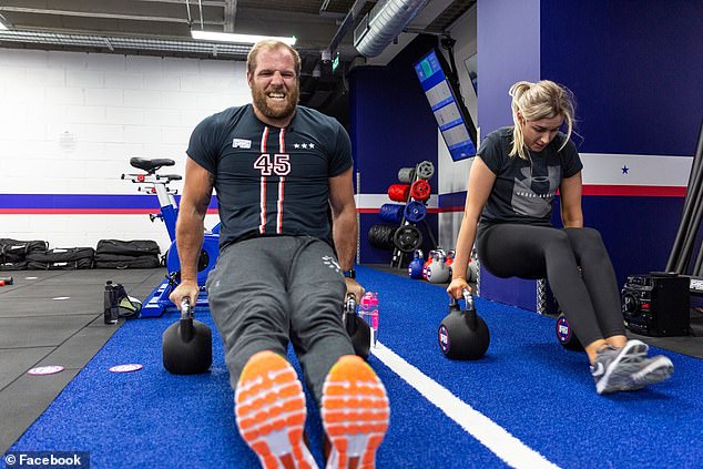 Bivša ragbi zvijezda, 40, otvorila je fitness centar F45 u Bathu prije sedam godina, koji nikada nije preživio pandemiju, a sada je u gotovo milijun funti duga