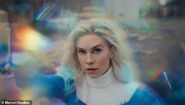 Vanessa Kirby, u stvarnom životu tako izvrsno i najvažnije engleska da dolazi iz Wimbledona, opet pokvari čisti američki naglasak kao dr. Susan Storm