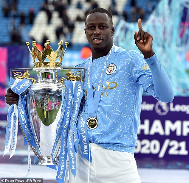 Defender Mendy osvojio je tri naslova Premier lige tijekom svoje šestogodišnje čarolije u Manchester Cityju