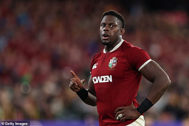 Nakon teškog otvaranja poluvremena Maro Itoje je bio na njegovom talismanskom najboljem, dok su Lavovi dovršili povratak