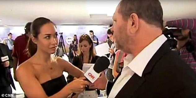 Ispričala je kako ju je šok susret ostavio 'krajnje devastirana' i bojala se kako će pobjeći od njegovog napretka (Myleene na slici intervjua Harveyja za CNN)
