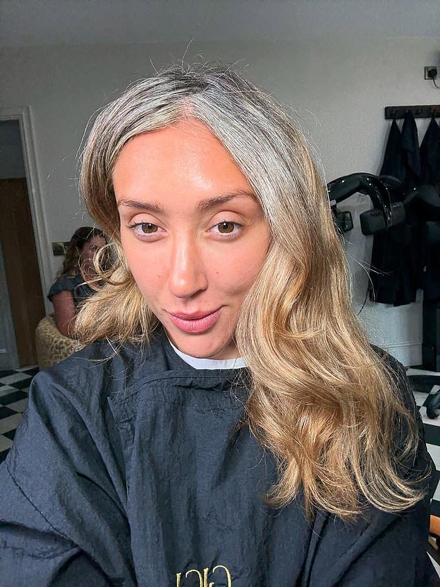 Zaključila je: 'Treba mi neko vrijeme da se naviknem, jer nikad prije nisam bio ovaj kratak ili hladan ton, ali volim svoje male sive bitove na prednjem dijelu! xoxo '