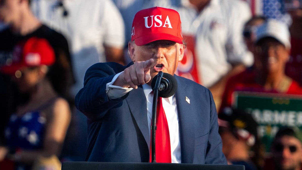 Predsjednik Donald Trump govori tijekom američkog događaja 250 kickoff 3. srpnja 2025. u državi Iowa State Fairgrouds.