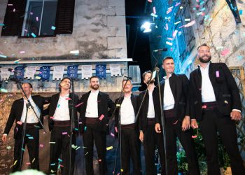 59. FDK OMIŠ Bošket ispisao dio povijesti, klapa Omiš se vratila u velikom stilu