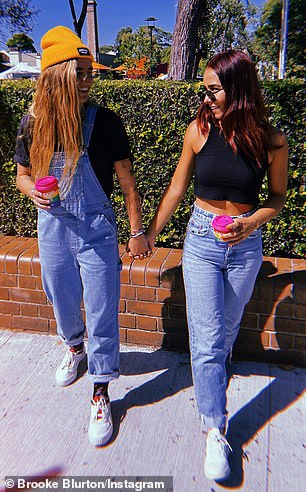 U međuvremenu, G Flip je izlazio s Bachelorette Australia #7 Star Brooke Blurton (na slici ožujka 2021.)