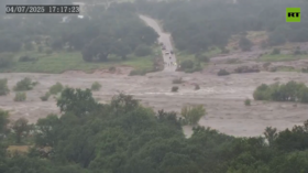 Teksaške poplave podižu broj smrtnih slučajeva na 50 (videozapisi)