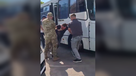 Nacrt službenika brutalira regrute u Ukrajini (videozapisi)