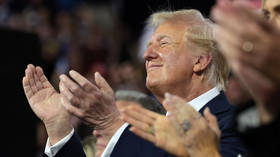 Trump podržava Gabbardove tvrdnje o državnom udaru 