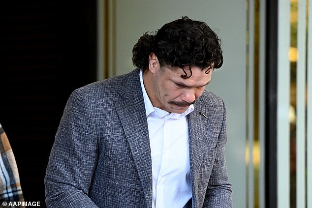 Bivša zvijezda Penrith, Souths i Broncos (na slici izvan suda u različitoj stvari u srpnju 2024.) izjasnila se da nije kriva za posjedovanje zabranjene droge i sumnjive ukradene robe