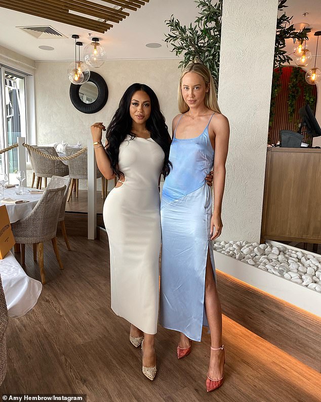 Tammyjeve sestre, Emilee, 32, i Amy (34), ranije su izrazile zabrinutost za vezu kada su se prošle godine pojavile na Mattovom podcastu, nazivajući reality zvijezdu 'nezrelom bebom'. Na slici: Amy (desno) i Emilee (lijevo)