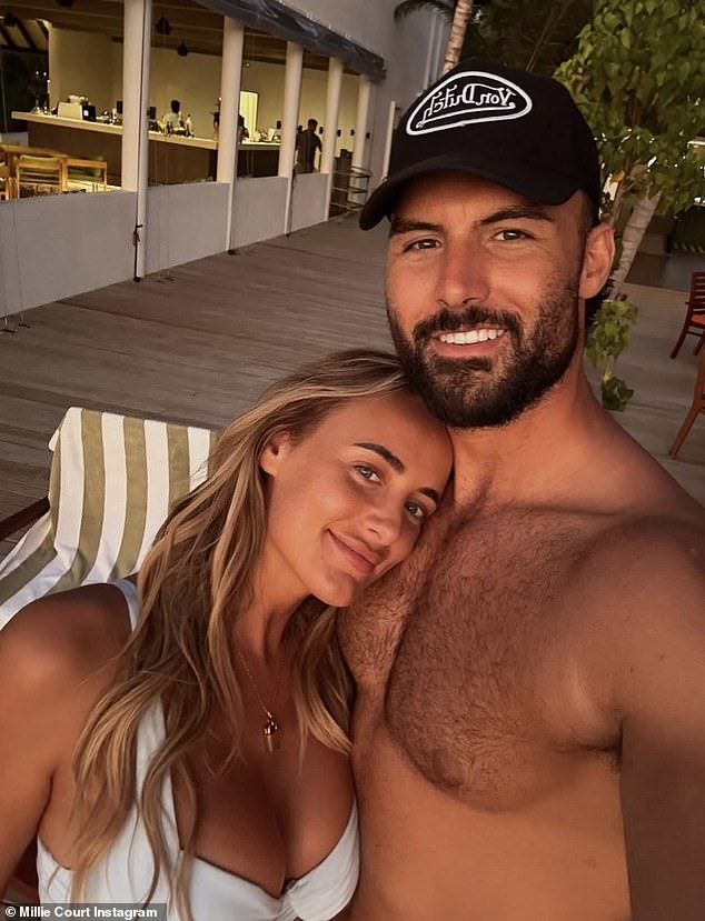To dolazi nakon što je Millie priznala da je promatranje koketiranja s dečkom Liamom Reardonom na otoku Love čini 'masivno se zabija'