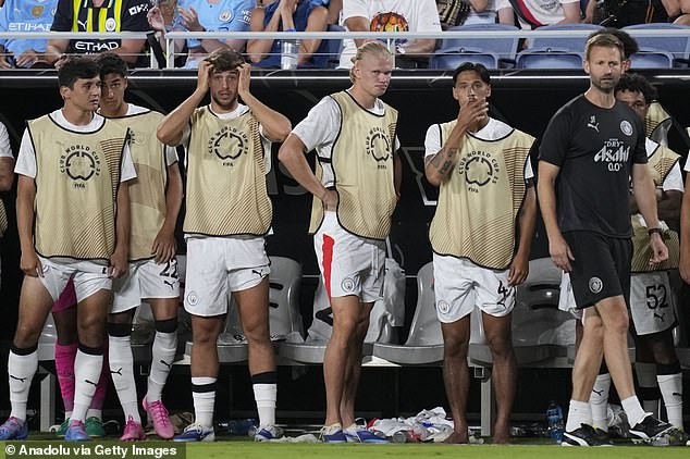 Grad se suočava s izazovom istih metoda petrodollara koje su ih unijele u globalnu elitu