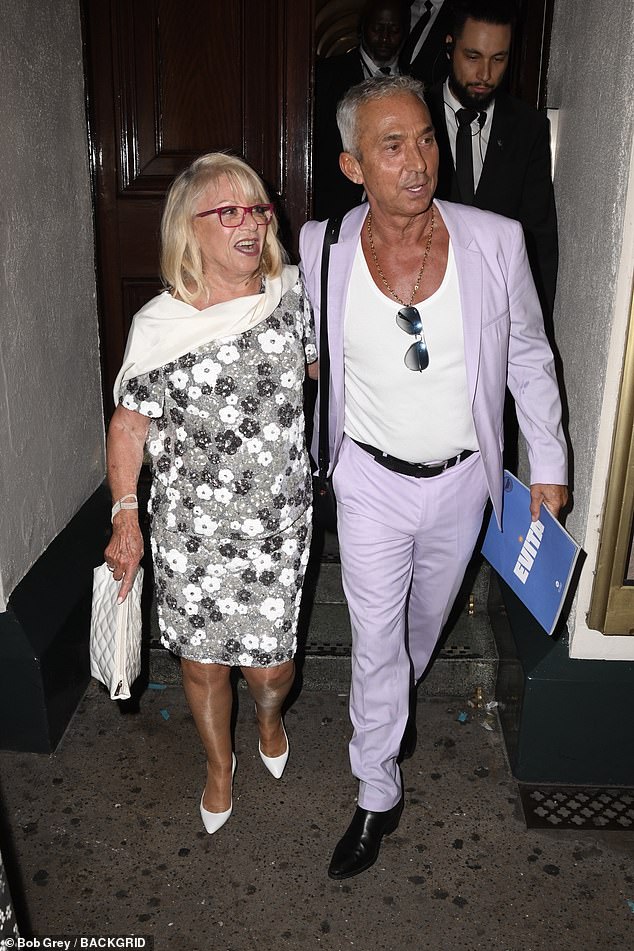 Bruno Tonioli bio je u dobrom raspoloženju dok je izlazio s Eileen Page