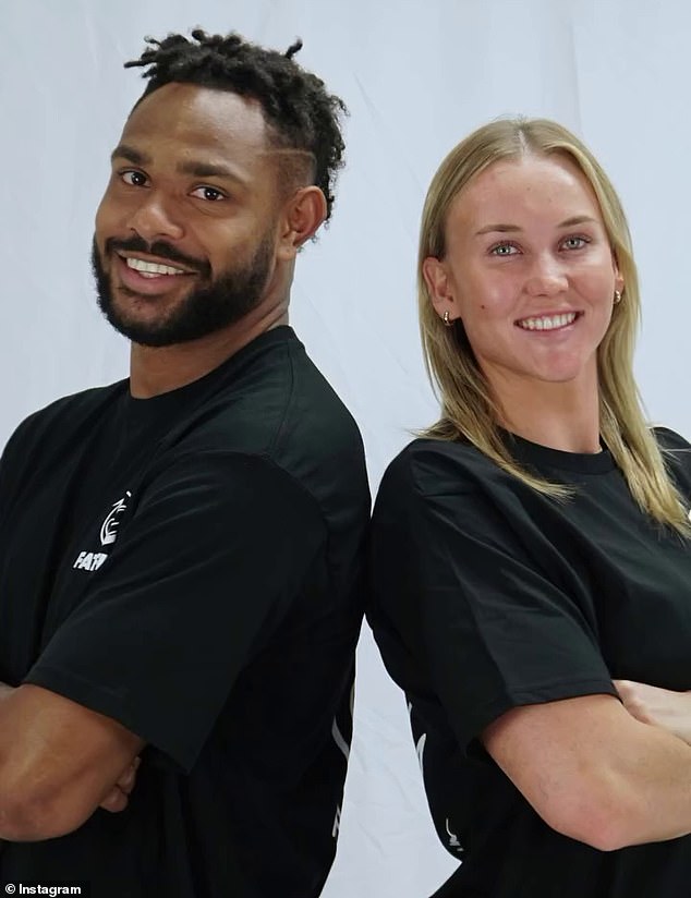 Instagram Tabuai -Fidow nekada je bio prepun fotografija s Chapmanom - sada samo jedan ostaje (na slici ovdje) i vjerojatno je još uvijek samo kao dio sponzorskog ugovora