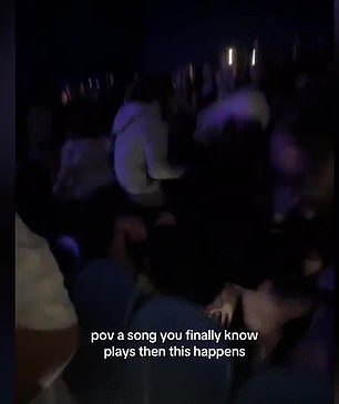 Borba se dogodila u Rac Areni u srijedu navečer, gdje je 27-godišnji britanski reper stupio na pozornicu u sklopu australske noge svoje turneje Can't Rush Velike