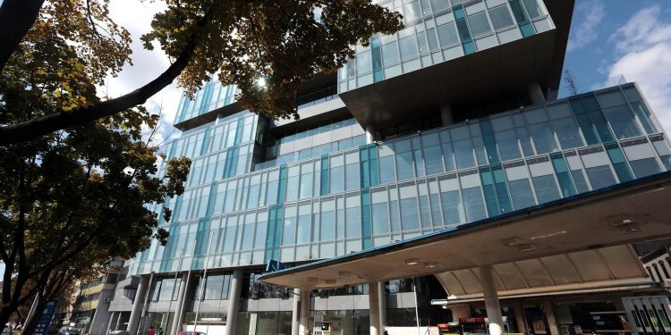 Adris i Končar vode na Zagrebačkoj burzi, no tjedni padovi nastavljaju