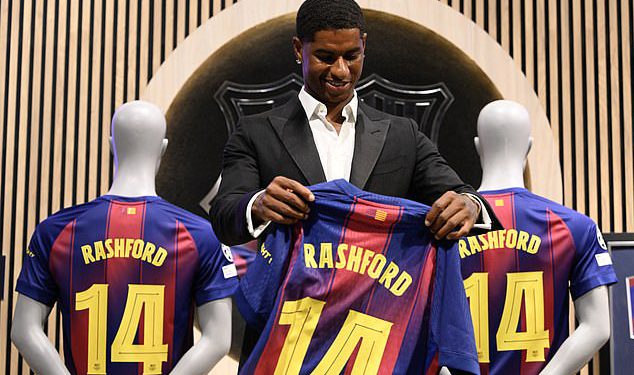 Alejandro Garnacho šalje poruku s dvije riječi Marcusu Rashfordu nakon preseljenja Barcelone – budući da zvijezda postaje prvi čovjek United ‘Bomb Squad’ za odlazak na odlazak