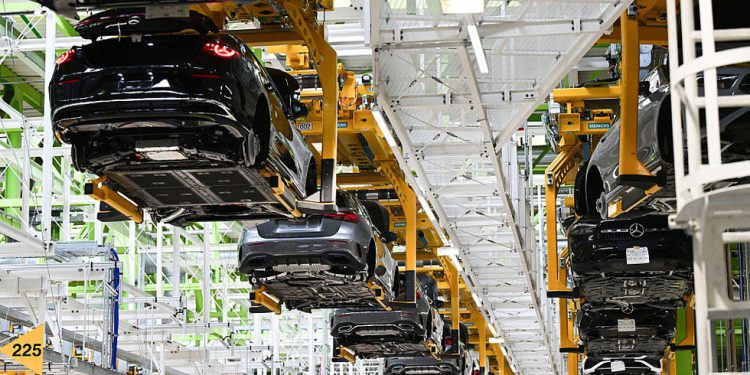 Američke tarife koje koštaju njemačke automobile divove više od 10 milijardi eura – Studija – RT Business News