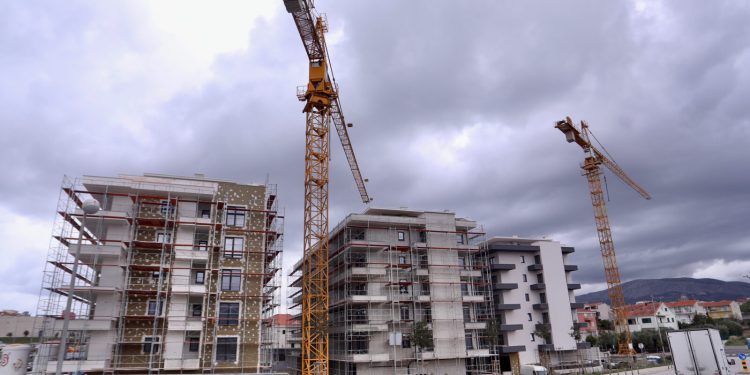 Analiza HNB-a: Nema pada cijena nekretnina, vrijednost transakcija raste