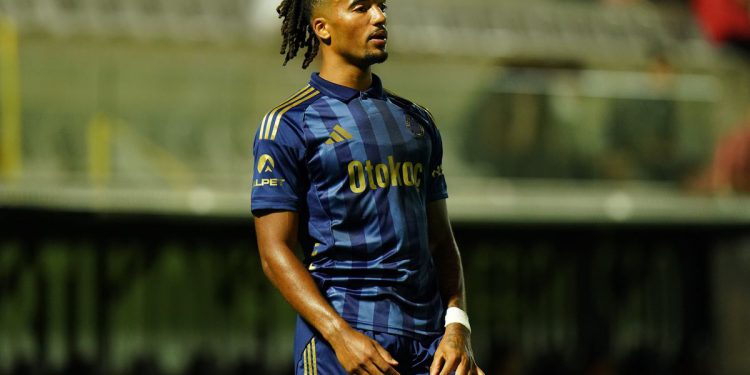 Archie Brown, Karma ga kažnjava: brijanje i katastrofe Fenerbahce