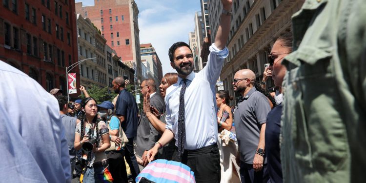 Azijski skupovi iza Zohrana Mamdanija zbog kritike Maga zbog jedenja riže rukom