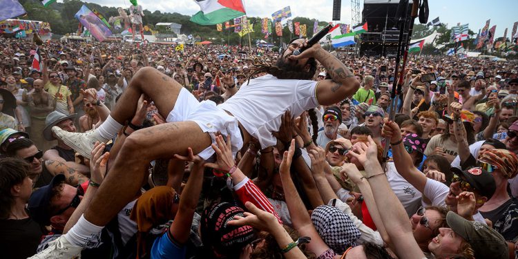 BBC emitira antisemitske pjevanja dok UK Židovi izvještavaju o rekordnim zločinima iz mržnje