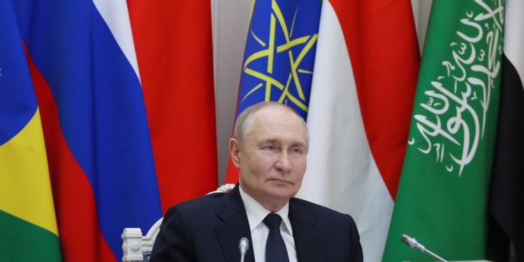 BRICS nadmašuje G7 – Putin – RT World News