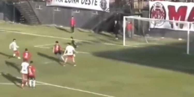 Baggio postiže super cilj, ali …