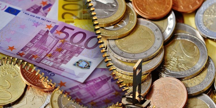 Banke u eurozoni očekuju snažniju potražnju za kreditima