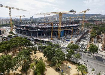 Barcelona ‘bi mogla biti prisiljena gurnuti Spotify Nou Camp povratak peti put’ – dok se Blaugrana znoji preko ključnog zahtjeva projekta 1,3 milijarde funti