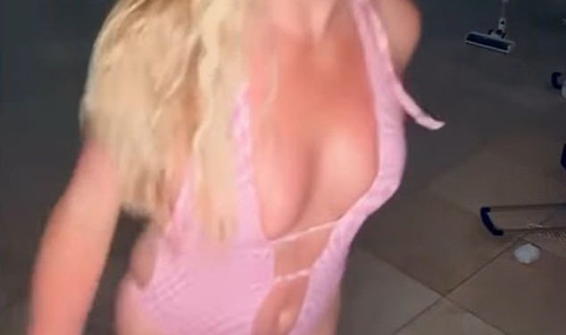 Britney Spears tvrdi da je ‘usvojila djevojčicu’ i otkriva ime … ali fanovi nisu uvjereni