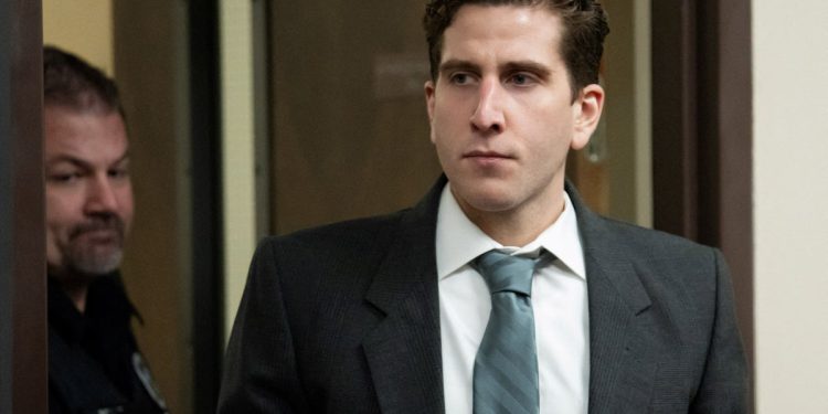 Bryan Kohberger Prigovor o priznanju Live Ažuriranja: Obitelji žrtava Idahoa stižu na sud kao osumnjičeni za ubojstvo koje se izjasni