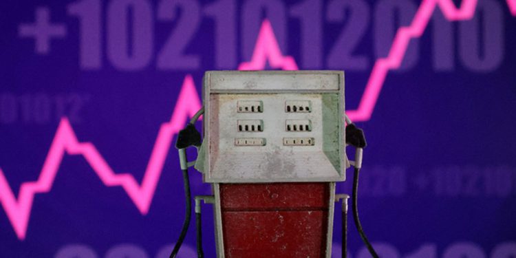 Carine i pad potražnje ruše cijene nafte