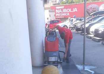 Čitatelj se pita: Je li baš treba šporku vodu isprazniti u oborinsku odvodnju?