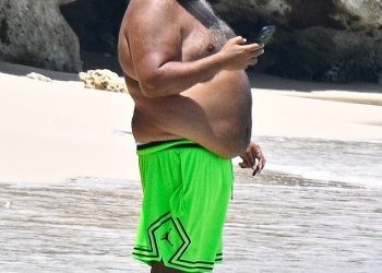 DJ Khaled gotovo trpi vrlo raskopljive garderobe, nakon što ga je pekao Dave Chappelle