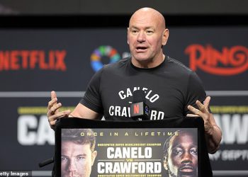 Dana White otvara ljubav Hulka Hogana prema Donaldu Trumpu u emocionalnoj počast pokojnom hrvaču