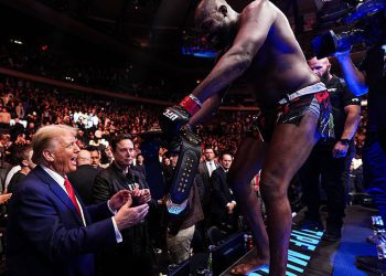 Dana White upletena u svađu s UFC borcem Jon Jonesom preko Bijele kuće Donalda Trumpa