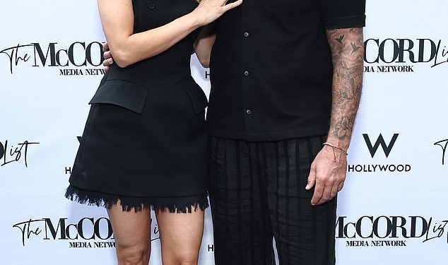 Danny Cipriani spakira na PDA sa svojom isključenom djevojkom Annalynne McCord dok potvrđuju da se romantika vraća na zabavu na Emmy nominacije