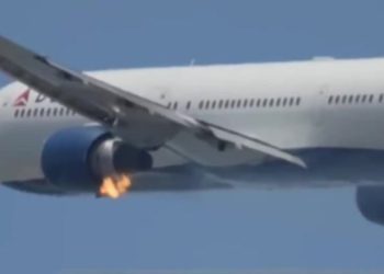 Delta Boeing 767 Uhvati vatru nekoliko minuta nakon polijetanja | Vijesti