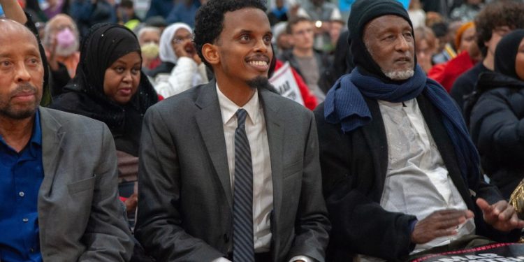 Demokratski socijalist Omar Fateh osvaja odobrenje DFL -a za gradonačelnika Minneapolisa