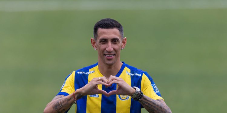 Di Maria i ludi povratak: gol, ozljeda i konačno podsmijeh s krunicom